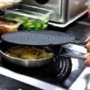 Ibenzoa® Universele siliconen spatbescherming met inklapbare handgreep voor pannen