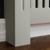 Ibenzoa® Moderne grijze radiatorafdekking met houten plank en lamellen ontwerp