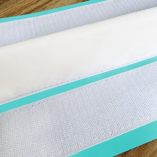 550x550-10278.jpg Unyqoos® Zelfklevende verbindingsband voor opblaasbare gymnastiek- en yogamatten