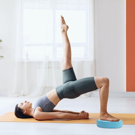550x550-10281.jpg Unyqoos® Ovale Blauwe Balanspad voor Pilates en Fysiotherapie met Antislip Eigenschappen