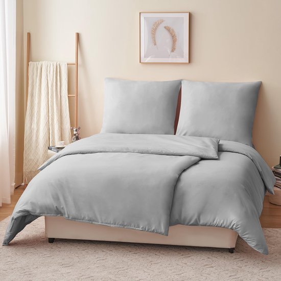 Unyqoos® Stijlvolle en Comfortabele Grijze Microvezel Dekbedovertrekset voor Alle Seizoenen
