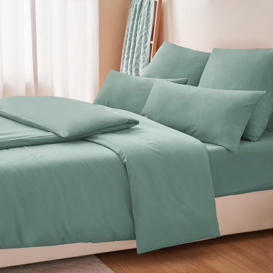 Unyqoos® Beddengoed Set van Microvezel in Saliegroen met Strijkvrije Eigenschappen voor Luxe Comfort