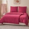 Unyqoos ® Luxueuze Wijnrode Microvezel Beddengoedset voor het Hele Jaar, 4-delig