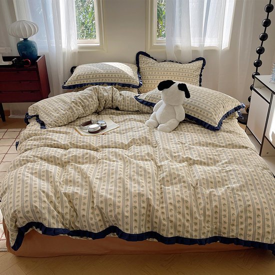 Unyqoos® Sfeervol bloemen dekbedovertrek met ruches voor een romantisch interieur