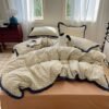 Unyqoos® Sfeervol bloemen dekbedovertrek met ruches voor een romantisch interieur