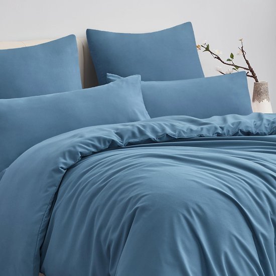 550x550-11181.jpg Unyqoos® Zacht en Strijkvrij Beddengoedset van Microvezel met Ritssluiting in Blauw