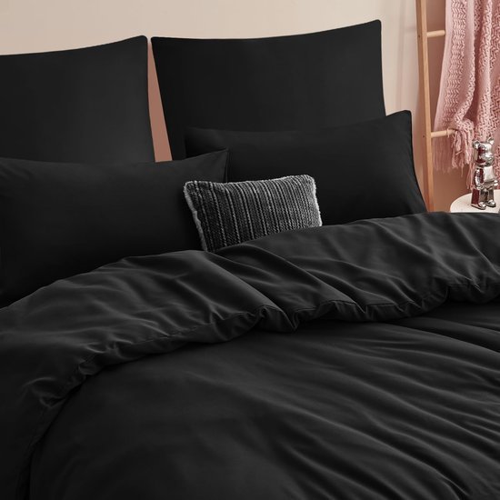 Unyqoos® Stijlvol zwart 3-delig beddengoed voor een moderne slaapkamer inrichting