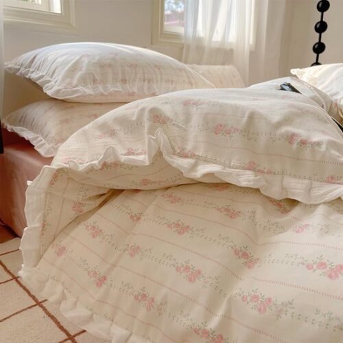 550x550-11380.jpg Unyqoos® Stijlvolle katoenen beddenset met bloemenmotief en ruches voor dames