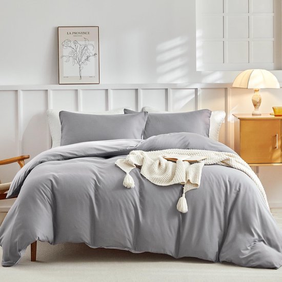 Unyqoos® Ademend dekbedovertrek met kussenslopen set in lichtgrijs 220x240 cm