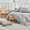 550x550-11517.jpg Unyqoos® Stijlvolle grijze dekbedovertrekset met ruches en kussenslopen 220 x 240 cm