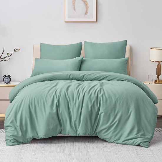 550x550-11519.jpg Unyqoos® Zachte en strijkvrije microvezel beddengoedset in saliegroen met ritssluiting