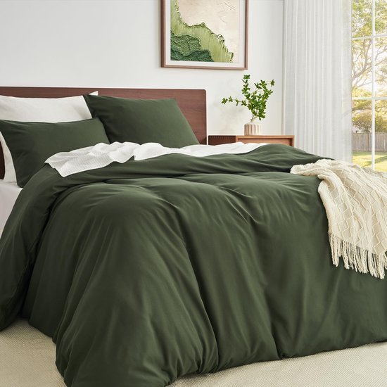 550x550-11779.jpg Unyqoos® Zachte olijfgroene microvezel beddengoedset met dekbedovertrek en kussenslopen