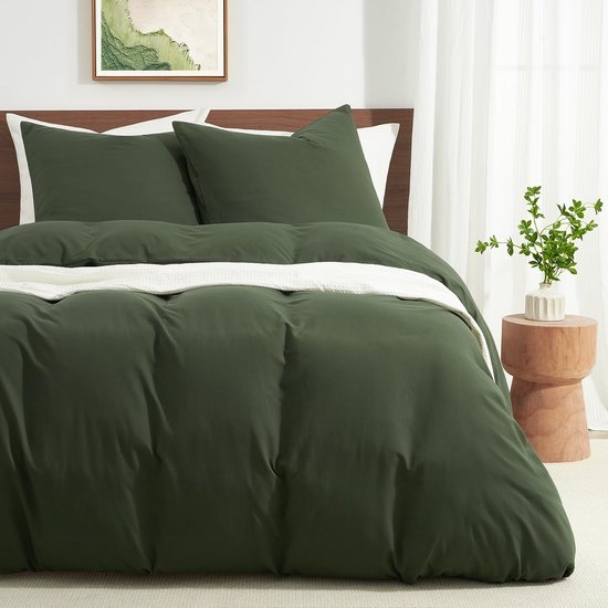 550x550-11780.jpg Unyqoos® Zachte olijfgroene microvezel beddengoedset met dekbedovertrek en kussenslopen
