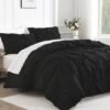 550x550-11909.jpg Unyqoos® Zwarte comforter met knijpvouwen en kussenslopen voor een stijlvolle slaapkamer