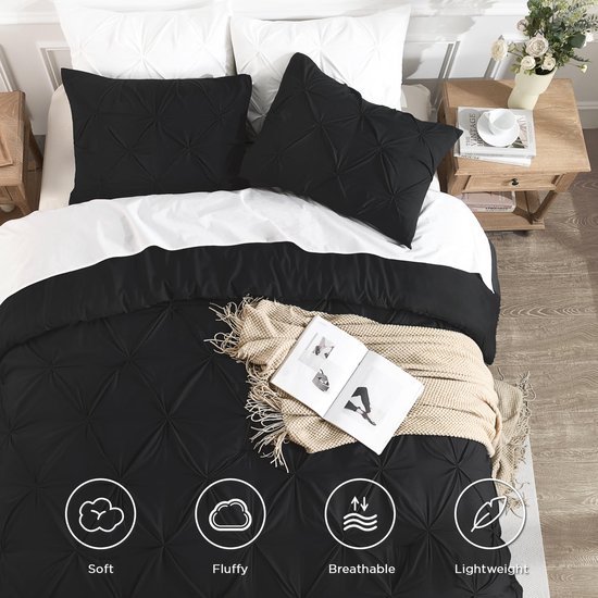 550x550-11912.jpg Unyqoos® Zwarte comforter met knijpvouwen en kussenslopen voor een stijlvolle slaapkamer