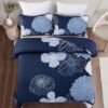 Unyqoos® Elegante Marineblauwe Bloemen Sprei Set met Zomerdeken en Kussenslopen voor Tweepersoonsbed