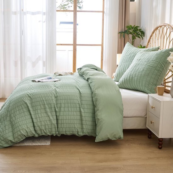 550x550-12320.jpg Unyqoos® Zachte en omkeerbare beddengoedset met gestreept patroon en kussensloop