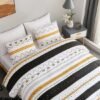Unyqoos® Comfortabele en stijlvolle beddengoedset met gestreept ontwerp in geel en zwart