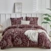 550x550-12549.jpg Unyqoos® Stijlvolle dekbedovertrekset met bloemenmotief van zachte microvezel in donkerrood