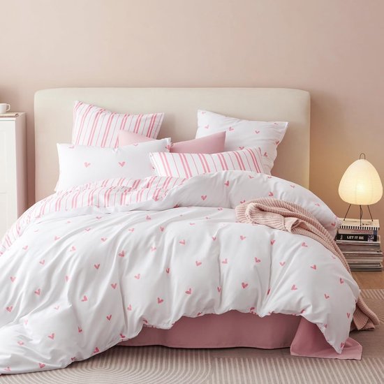 550x550-12657.jpg Unyqoos® Stijlvol omkeerbaar microvezel dekbedovertrek met hartjespatroon en kussensloop