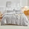 Unyqoos® Complete vierdelige beddengoedset in grijs en wit voor optimaal slaapcomfort