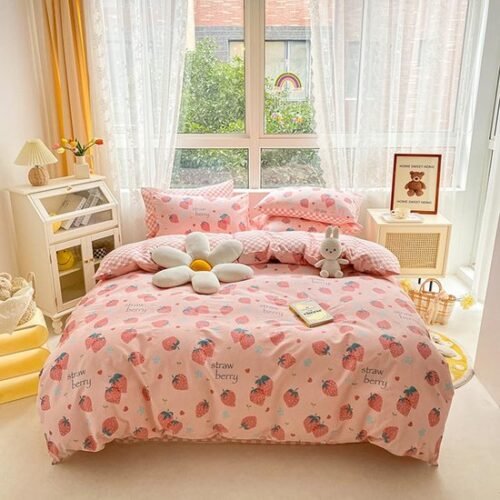 550x550-12798.jpg Unyqoos® Roze microvezel beddengoedset met aardbeien en ritssluiting voor meisjes