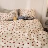 Unyqoos® Charmant Kinderbeddengoed met Rode Hartjesmotief voor Meisjes, Inclusief Kussensloop en Dekbedovertrek