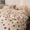 Unyqoos® Charmant Kinderbeddengoed met Rode Hartjesmotief voor Meisjes, Inclusief Kussensloop en Dekbedovertrek