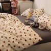 Unyqoos® Charmant Kinderbeddengoed met Rode Hartjesmotief voor Meisjes, Inclusief Kussensloop en Dekbedovertrek