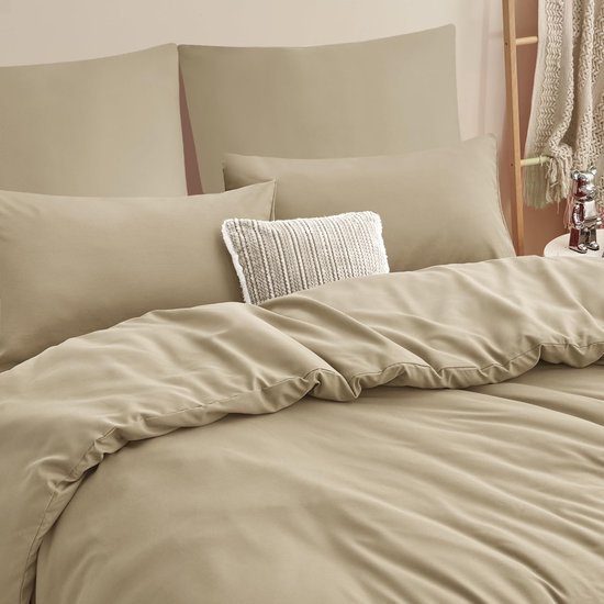 550x550-13324.jpg Unyqoos® Stijlvol en comfortabel 3-delig beddengoed in taupe voor elk seizoen