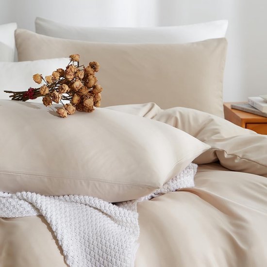 Unyqoos® Beddengoedset van Zacht Microvezel met Unieke Kleurafstemming voor Optimaal Slaapcomfort
