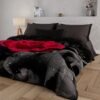 Unyqoos® Comfortabele en warme bedsprei met zwart rozenmotief voor winterse nachten