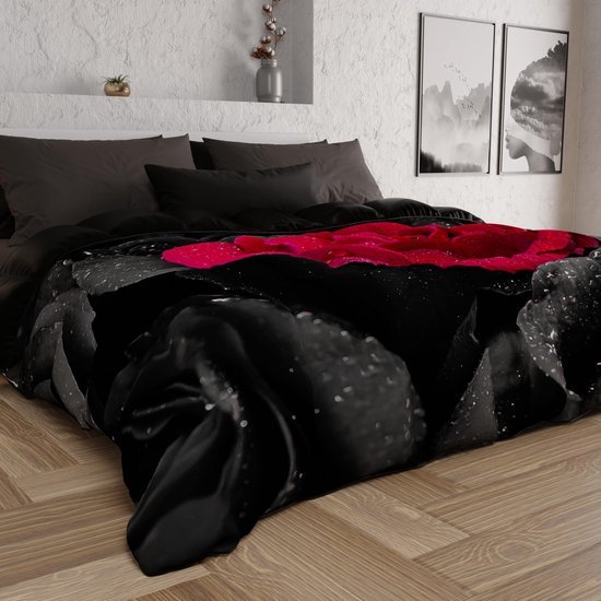 Unyqoos® Comfortabele en warme bedsprei met zwart rozenmotief voor winterse nachten