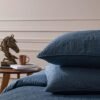Unyqoos® Zachte en Luchtige Bedsprei Set met Geometrisch Patroon voor Alle Seizoenen, Marineblauw, Inclusief Kussenslopen