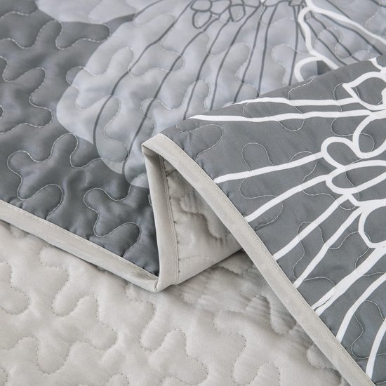 Unyqoos® Deluxe Bloemmotief Bedsprei Set voor Luxe en Comfortabele Slaapervaring