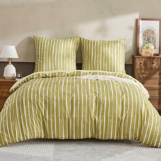 Unyqoos® Koel en Ademend Microvezel Beddengoed Met Stijlvolle Strepen Voor Seizoensgebonden Comfort