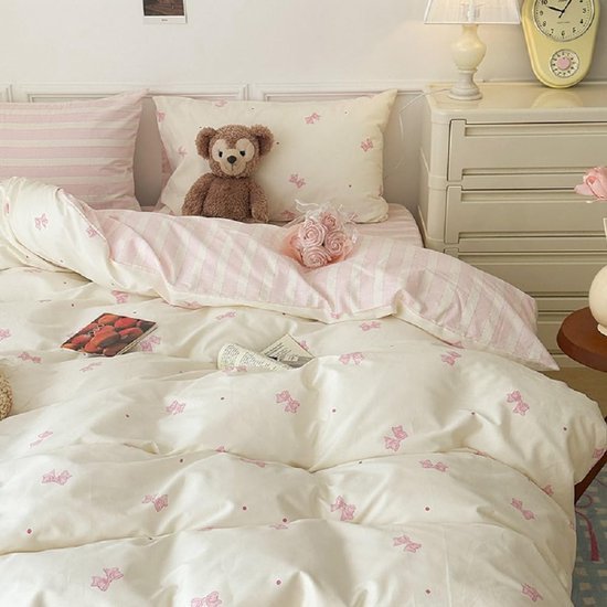 550x550-14454.jpg Unyqoos® Roze en wit gestreept beddengoed voor meisjes met strikken en ritssluiting