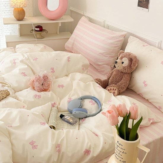 550x550-14461.jpg Unyqoos® Roze en wit gestreept beddengoed voor meisjes met strikken en ritssluiting