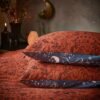 550x550-14513.jpg Unyqoos® Sfeervol eenpersoons beddengoed met magische symbolen en warme kleuren