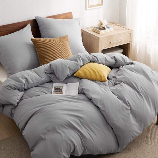 Unyqoos® Grijze vierdelige beddengoedset van microvezel met ritssluiting en kussenslopen