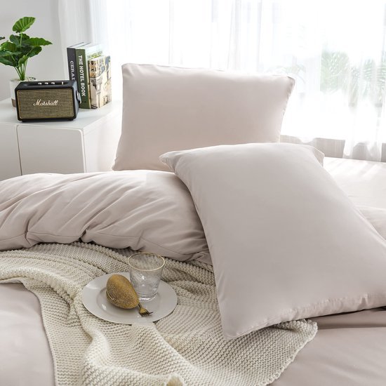 Unyqoos® Beige microvezel beddengoedset met kussenslopen en ritssluiting