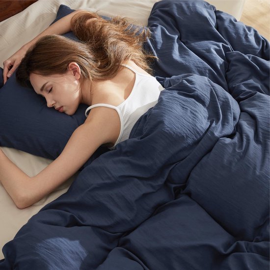550x550-15302.jpg Unyqoos® Zachte en Ademende Beddengoedset voor Comfortabel Slapen in Marineblauw 155 x 220