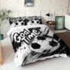 550x550-15347.jpg Unyqoos® Voetbal Beddengoedset met Speelse Print en Praktische Ritssluiting