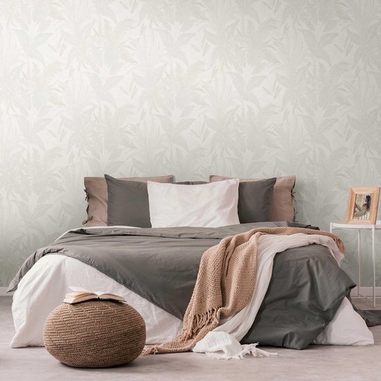550x550-15709.jpg Unyqoos® Elegant crèmekleurig behang met palmbladeren en gouden metallic accenten