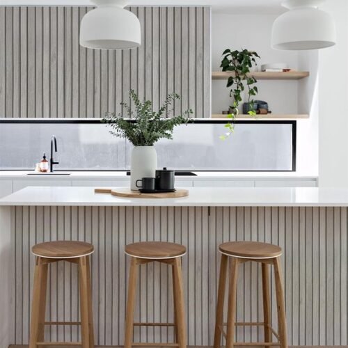 550x550-16062.jpg Unyqoos® Zelfklevend behang met houtnerfeffect voor stijlvolle interieurvernieuwing