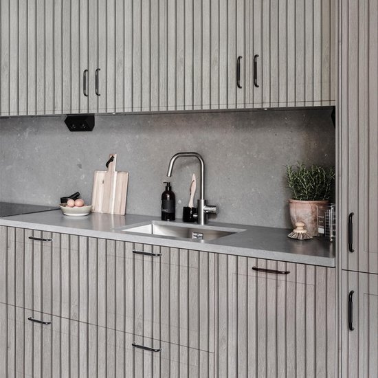 Unyqoos® Zelfklevend behang met houtnerfeffect voor stijlvolle interieurvernieuwing