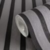 550x550-16098.jpg Unyqoos® Stijlvol vliesbehang met houtlook en wandpaneelmotief in grijs en zwart