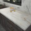 Unyqoos® Stijlvol Zelfklevend Marmerlook Behang voor Meubels en Keuken