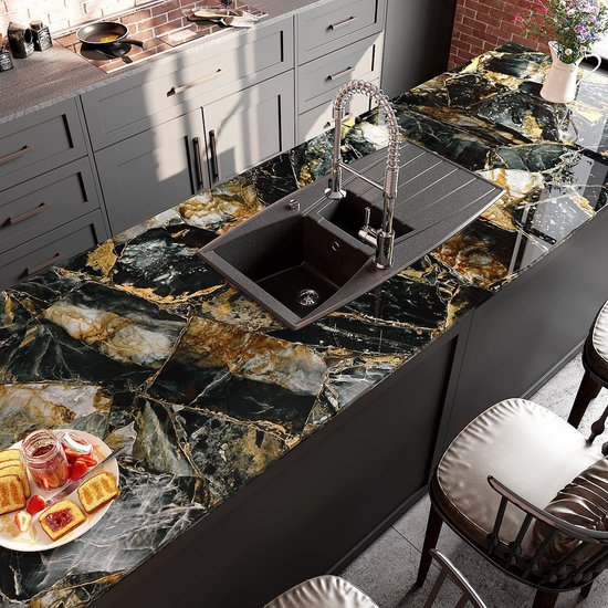Unyqoos® Zelfklevend marmerlook behang in zwart en goud voor keuken en badkamer