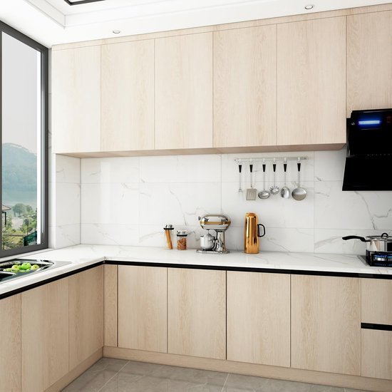 550x550-17458.jpg Unyqoos® Extra breed zelfklevend lichtbruin houtlook behang voor veelzijdige interieurmake-overs